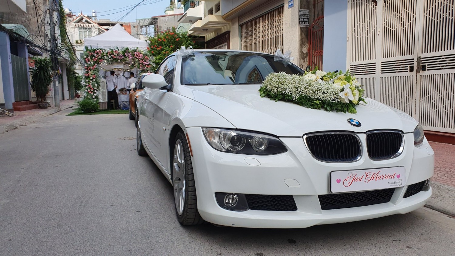 XE CƯỚI BMW MUI TRẦN TRẮNG ĐÓN DÂU TỪ NGÕ LÂM TƯỜNG - LÊ CHÂN ĐẾN CAO THẮNG - HỒNG BÀNG
