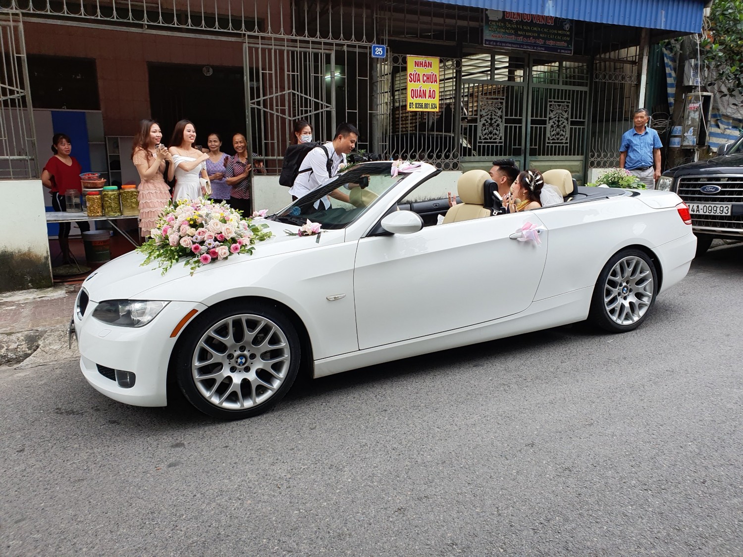 xe cưới mui trần