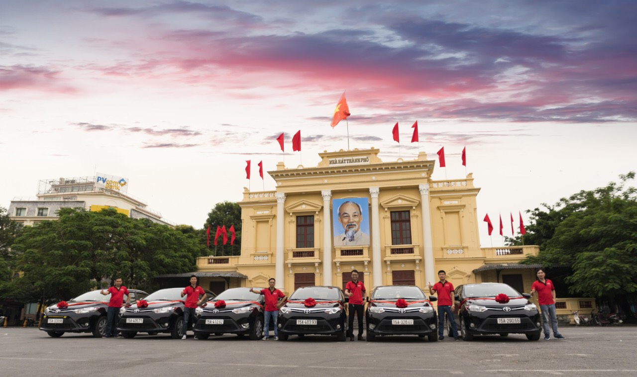 DÀN XE DẪN DÂU TOYOTA VIOS ĐEN ĐỜI MỚI